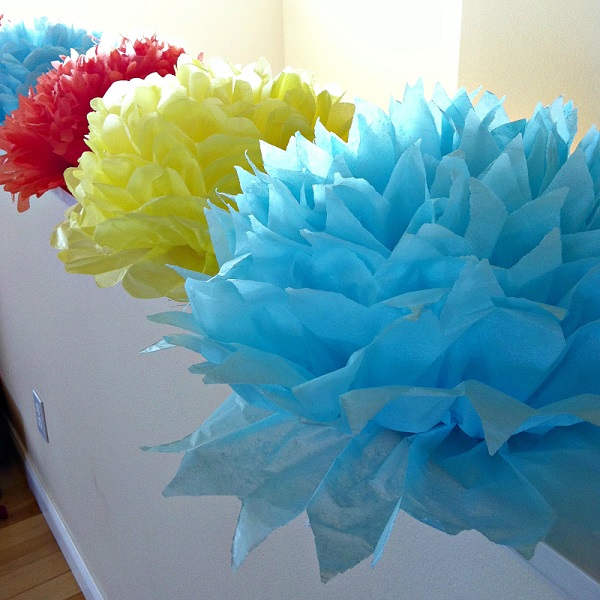 как сделать цветок из бумажной салфетки